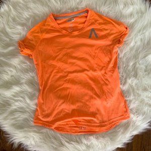 Aktiv adidas: very soft, athletic tee